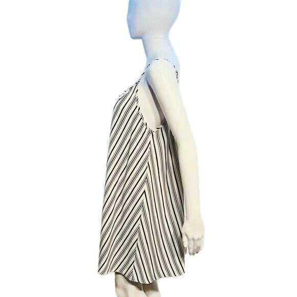 Lucca Couture Black & White Striped Dress - Picture 3 of 11